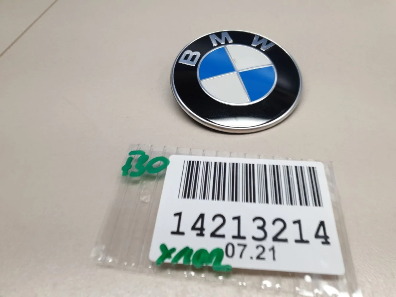 Эмблема крышки багажника для BMW 3 F30 2011-2018