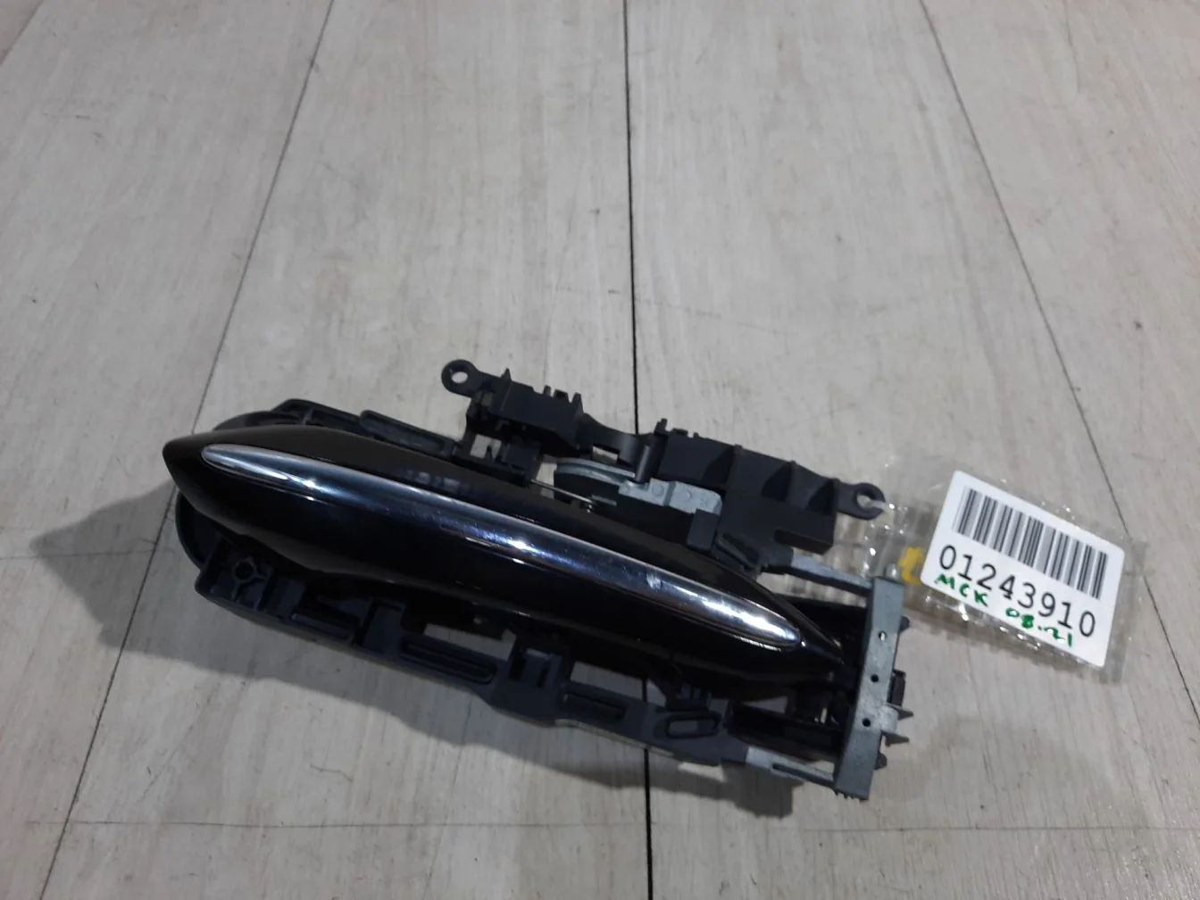 Ручка двери нaружная правая передняя для BMW 7 F01 F02 2008-2015