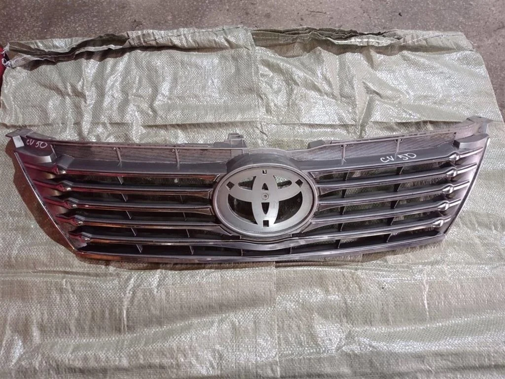 Б.у. решетка радиатора TOYOTA CAMRY V50 ASV50 TOYOTA CAMRY V50 ASV50