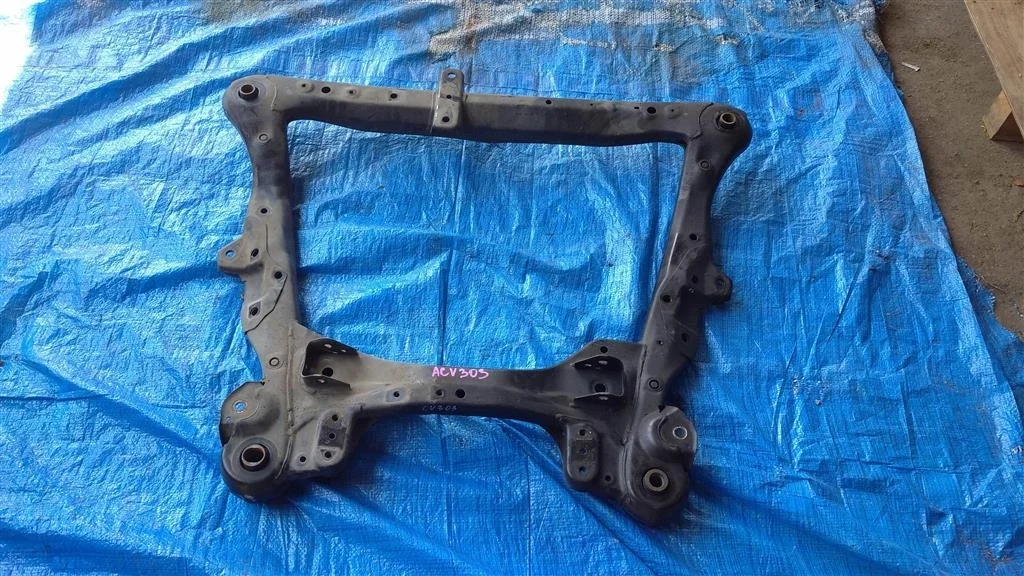 Б.у. балка под двс TOYOTA CAMRY V30 TOYOTA CAMRY V30