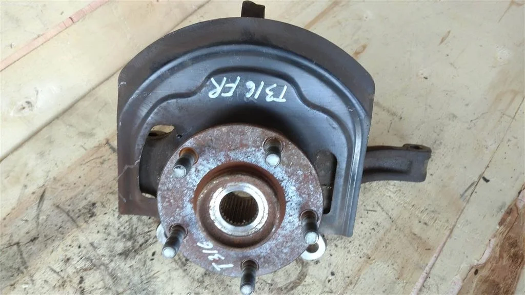 Б.у. кулак поворотный NISSAN X-TRAIL T31 NISSAN X-TRAIL T31