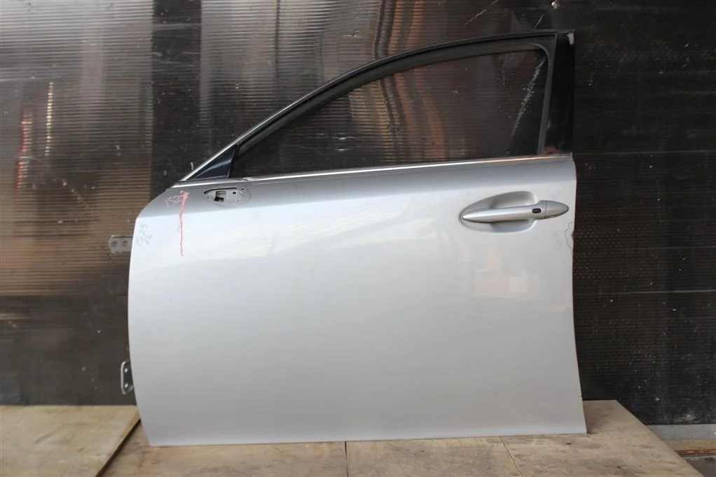 Б.у. дверь LEXUS IS250 GSE20 LEXUS IS250 GSE20