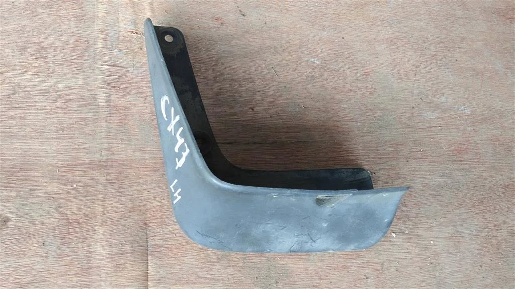 Б.у. брызговик MITSUBISHI LANCER CY4A MITSUBISHI LANCER CY4A
