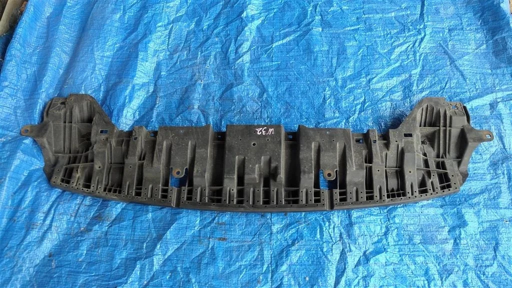 Б.у. защита бампера переднего TOYOTA PRIUS ZVW30 TOYOTA PRIUS ZVW30