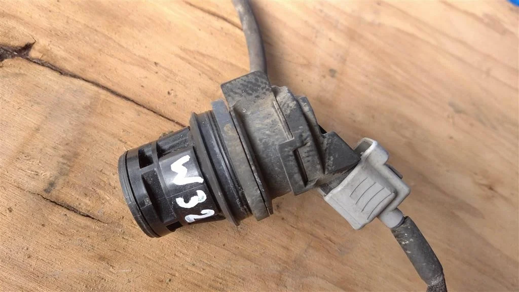 Б.у. насос омывателя TOYOTA PRIUS ZVW30 TOYOTA PRIUS ZVW30