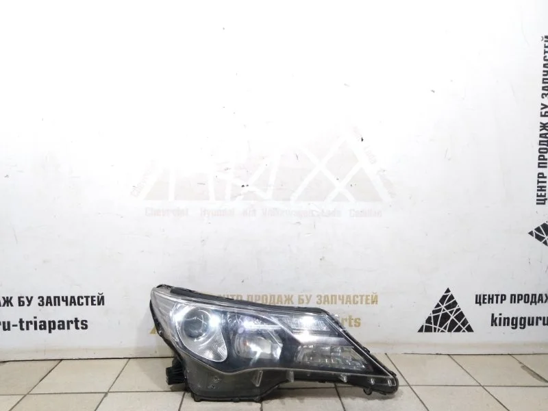 Фара Toyota RAV4 2012-2015 XA40 до Рестайлинг