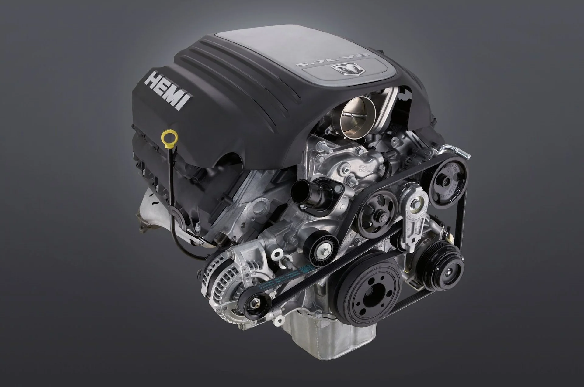 Мотор пятерка. Мотор Hemi 5.7. Dodge 5.7 Hemi v8. Мотор Хеми 5.7 суперчарджер. Hemi 5.7 двигатель dodge Charger.