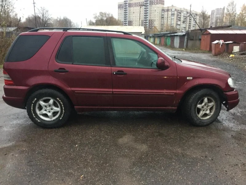 Продажа Mercedes-Benz M class 3.2 (215Hp) (112.942) 4WD AT по запчастям