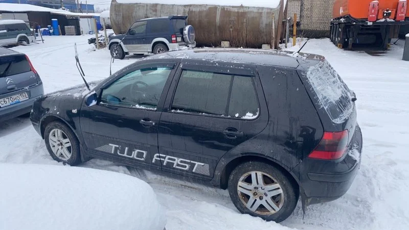 Продажа Volkswagen Golf 1.4 (75Hp) (AXP) FWD MT по запчастям