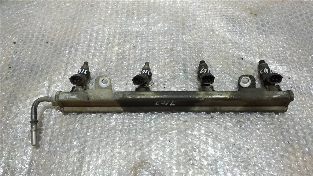 Б.у. топливная рампа NISSAN QASHQAI+2 JJ10 NISSAN QASHQAI+2 JJ10
