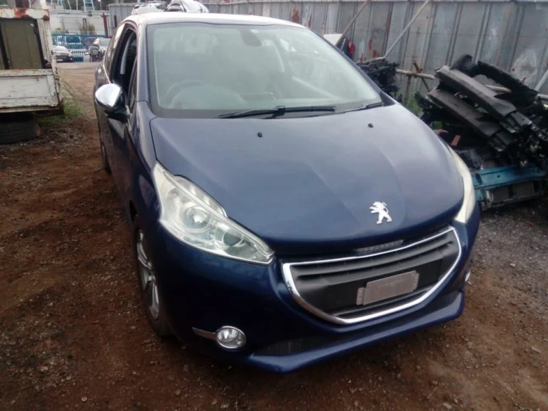 Продажа Peugeot 208 1.2 (82Hp) (EB2) FWD MT по запчастям