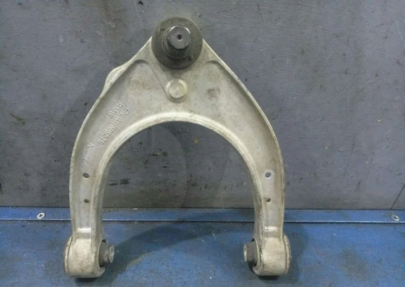 Рычаг верхний BMW 5 F10