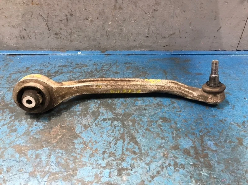 Рычаг кривой нижний Audi A6 C6