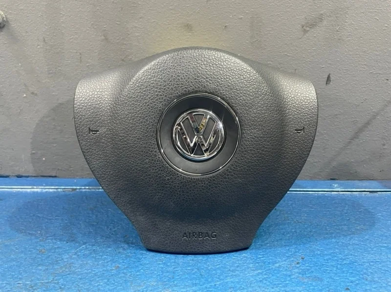 Подушка в руль Volkswagen Golf 6