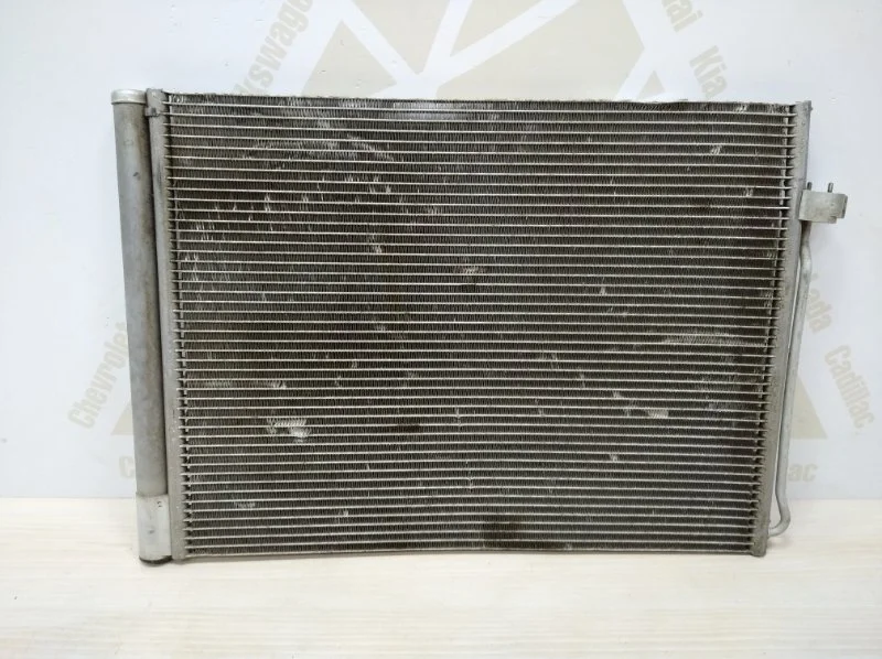 Радиатор кондиционера BMW X5 2010-2013 E70 Рестайлинг