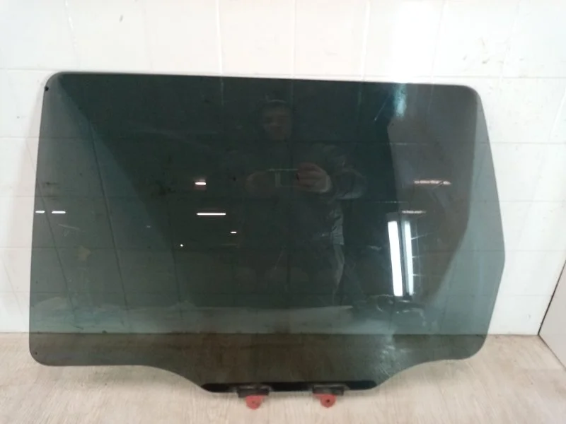 Стекло двери задней MITSUBISHI OUTLANDER 1 2003 2004 2005 2006 2007 2008 CU