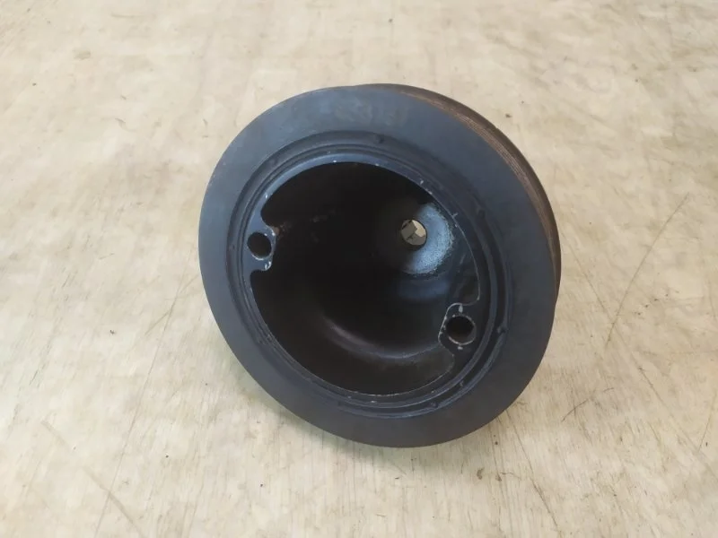 Шкив коленвала MITSUBISHI PAJERO 4, MONTERO 2000 2001 2002 2003 2004 2005 2006 2007 2008 2009 2010 2011 2012 2013 2014 2015 2016 2017 2018 2019 2020 V87W, V88V, V88W, V93W, V97W, V98V, V98W