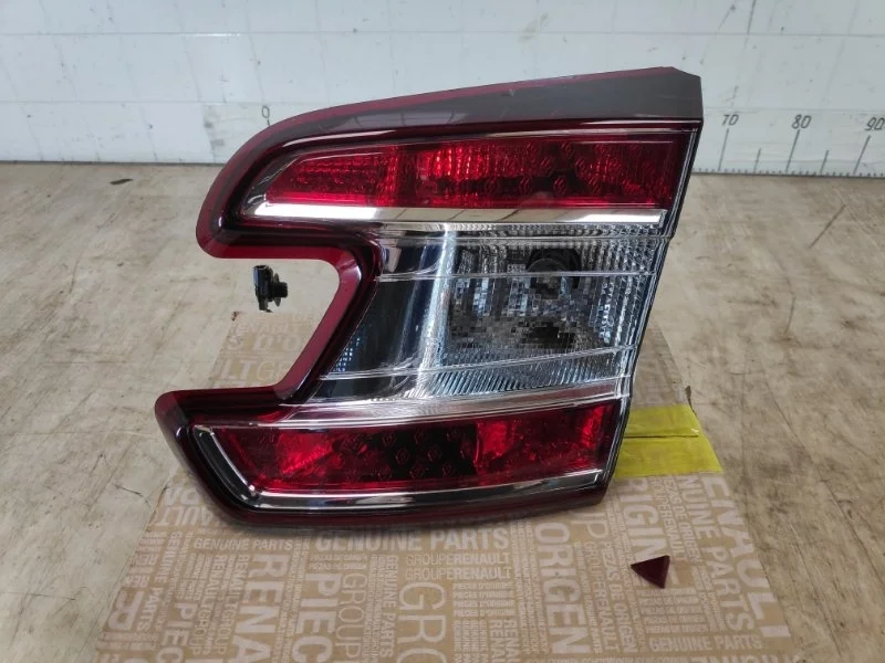 Фонарь в крышку багажника RENAULT MEGANE 3 2009 2011 2012 2013 2014 2015 2016 KZ0C