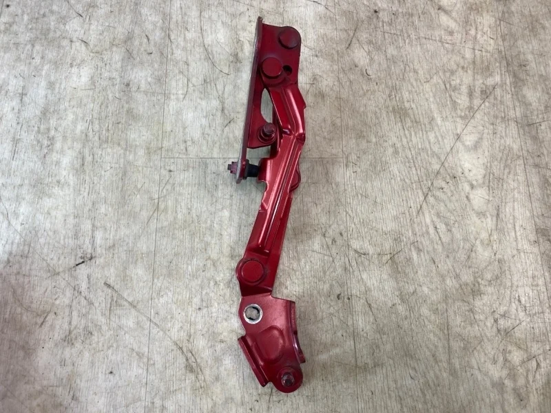 Петля крышки багажника MITSUBISHI LANCER 10 2007, 2008, 2009, 2010, 2011, 2012, 2013, 2014, 2015 CY1A, CY2A, CY3A, CY4A, CY6A, CY8A, CY9A