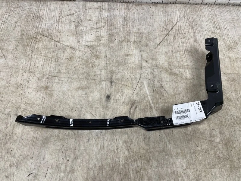 Кронштейн бампера MITSUBISHI PAJERO 4, MONTERO 2006 2007 2008 2009 2010 2011 2012 2013 2014 2015 2016 2017 V87W, V88V, V88W, V93W, V97W, V98V, V98W