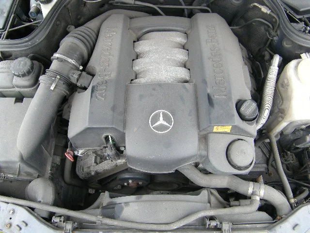 Продажа Mercedes-Benz C class 2.4 (170Hp) (112.910) RWD AT по запчастям