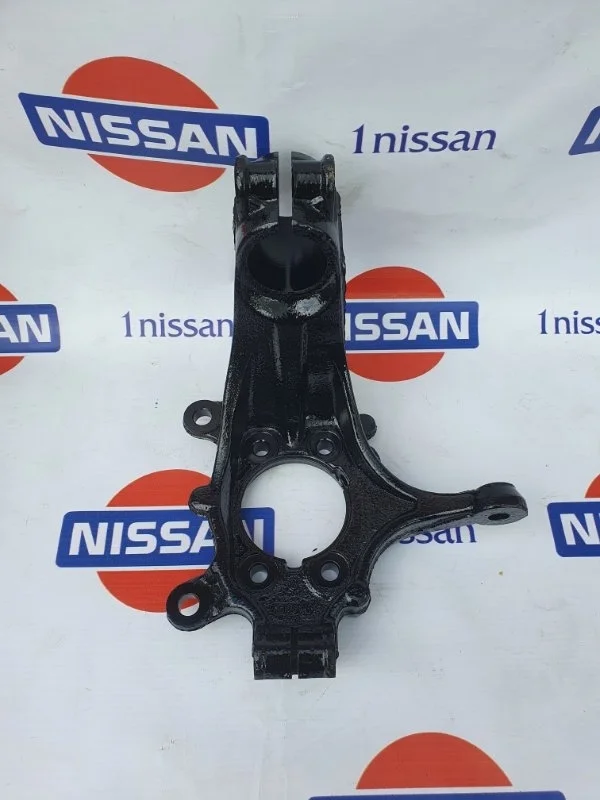 Кулак поворотный Nissan Qashqai 2019 400144CE0A J11 HRA2, передний правый