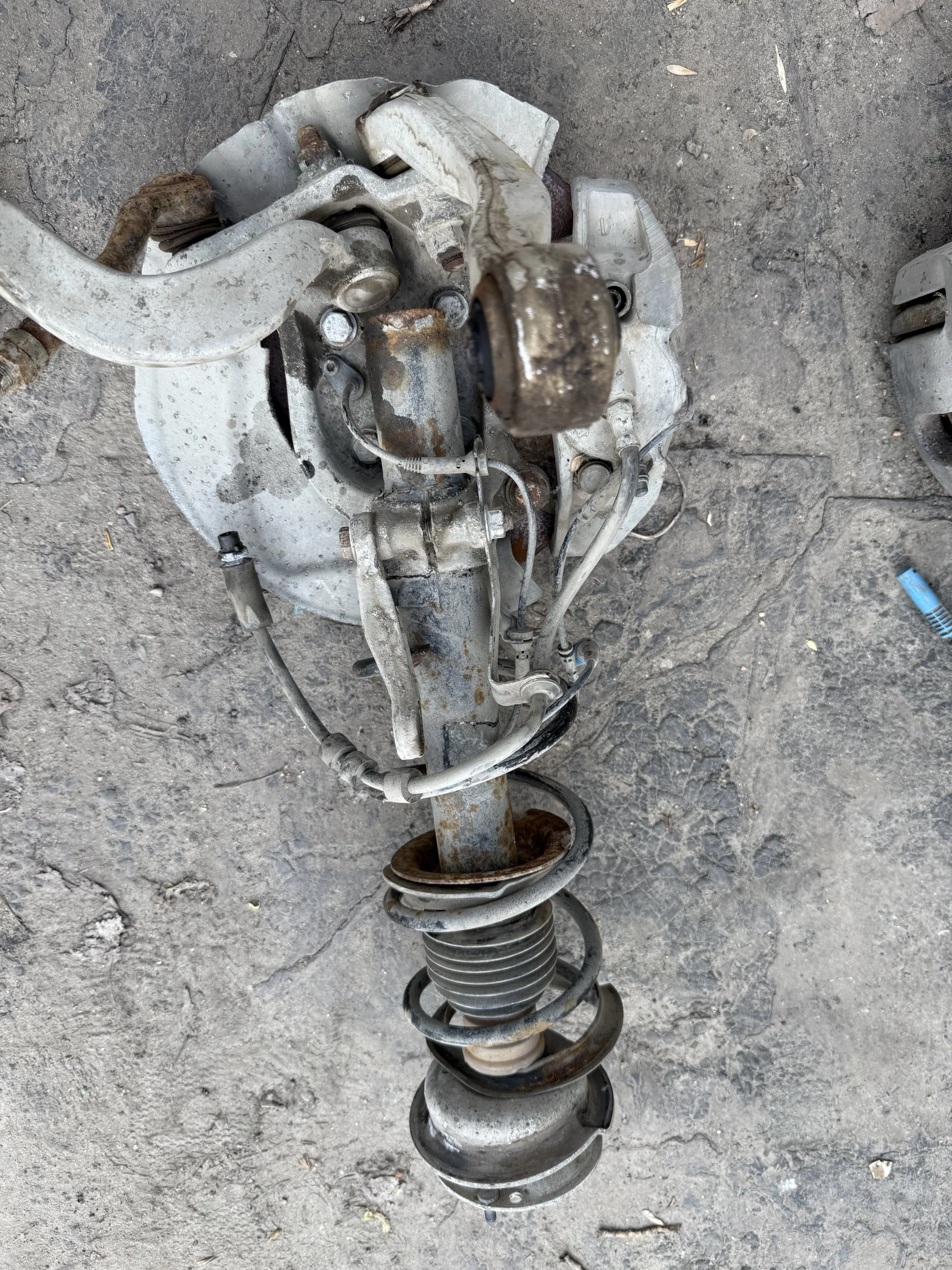 Суппорт передний правый 2.5 (N52B25UL) BMW 5er Е60 2003-2010