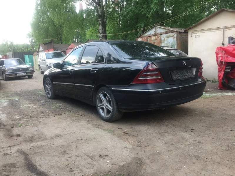 Продажа Mercedes-Benz C class 2.7D (170Hp) (612.962) RWD AT по запчастям