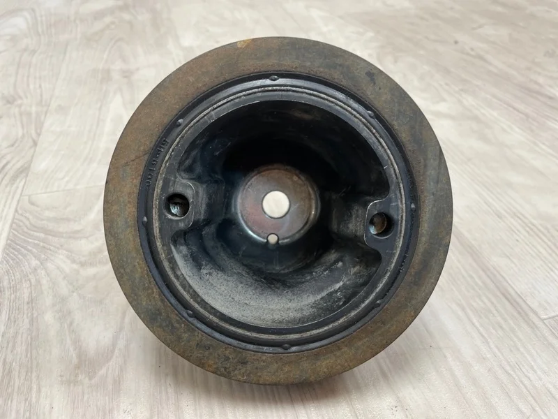 Шкив коленвала MITSUBISHI PAJERO 4, MONTERO 2000 2001 2002 2003 2004 2005 2006 2007 2008 2009 2010 2011 2012 2013 2014 2015 2016 2017 2018 2019 2020 V87W, V88V, V88W, V93W, V97W, V98V, V98W