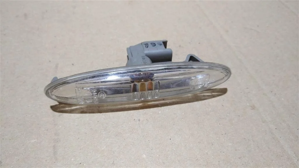 Б.у. поворотник TOYOTA CAMRY V40 ACV40 TOYOTA CAMRY V40 ACV40