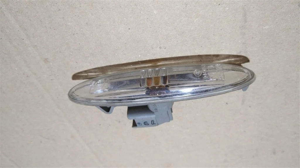 Б.у. поворотник TOYOTA CAMRY V40 ACV40 TOYOTA CAMRY V40 ACV40