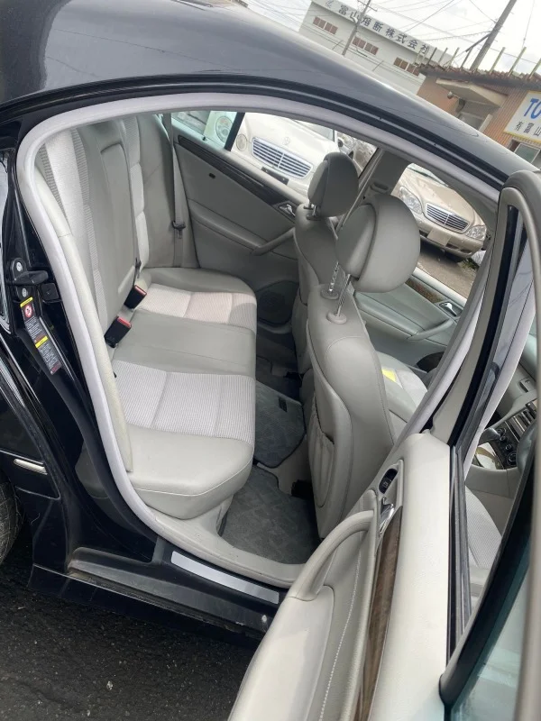 Продажа Mercedes-Benz C class 2.5 (204Hp) (272.920) RWD AT по запчастям