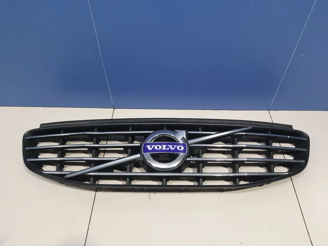 Решетка радиатора для Volvo XC60 2008-2017