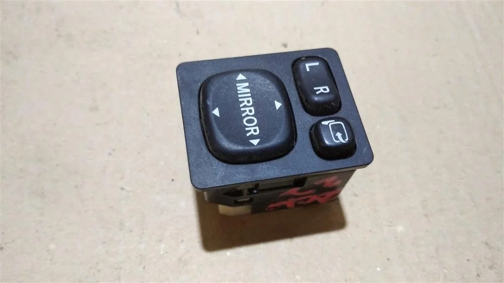 Б.у. блок управления зеркалами TOYOTA IPSUM ACM21 TOYOTA IPSUM ACM21
