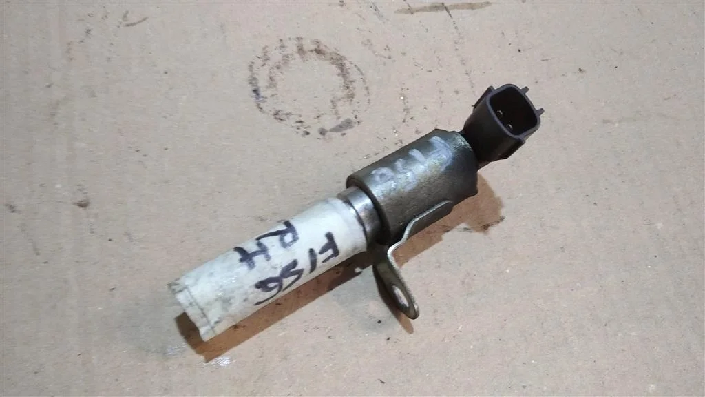 Б.у. клапан vvti NISSAN JUKE F15E NISSAN JUKE F15E