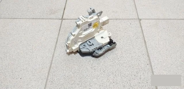 Замок двери Audi A6 2011-2014 4G