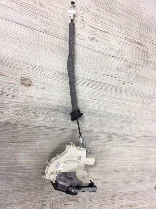 Замок двери Audi A6 2011-2018 4G