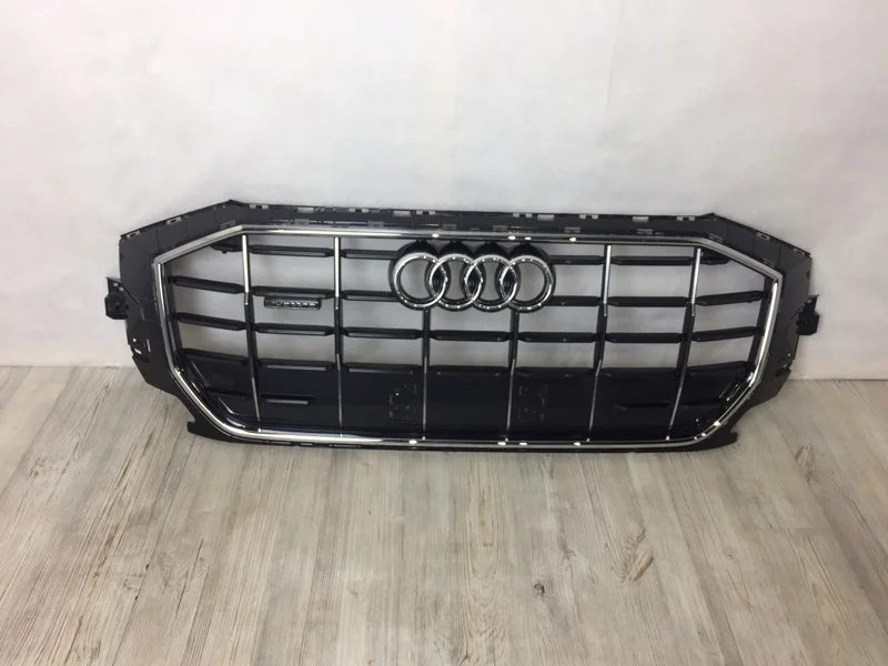 Решетка радиатора Audi Q8 S-line 2019- 4MN