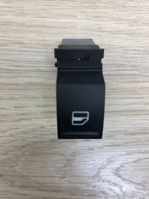 Кнопка стеклоподъемника VW Passat B6 2006-2011 3C