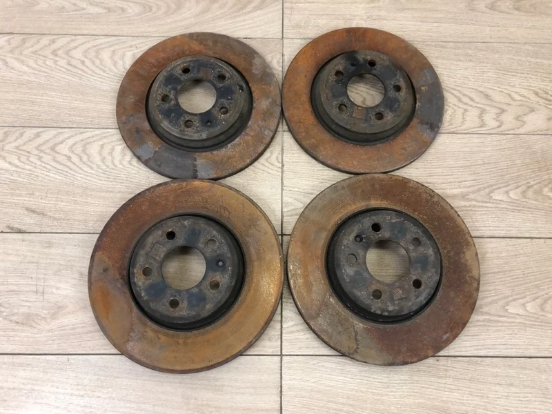 Комплект тормозных дисков Audi A4 S-line 2015- B9