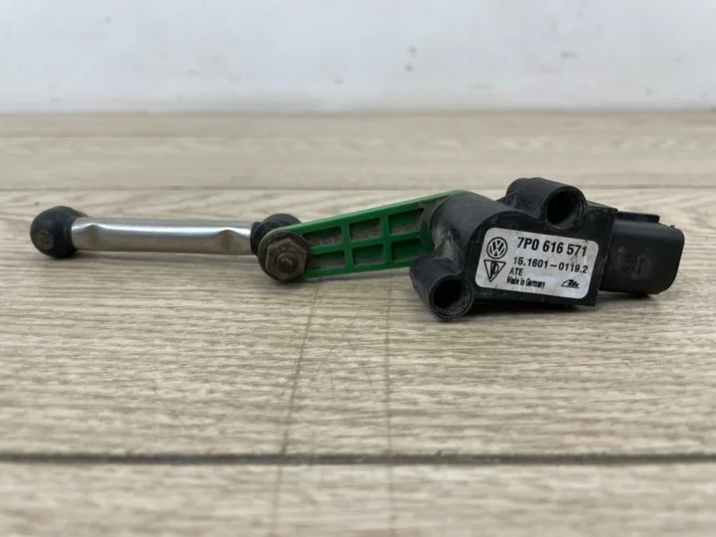 Датчик дорожного просвета Porsche Cayenne 2012 958 (92A)