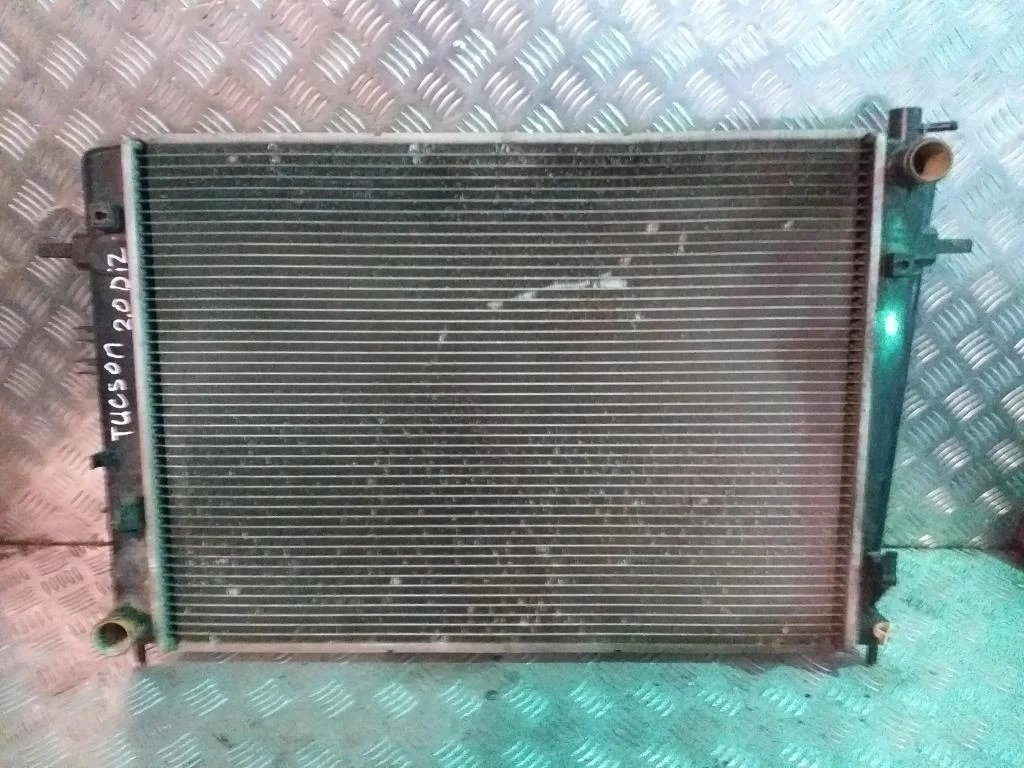 Радиатор охлаждения ДВС Hyundai Tucson JM 2004-20