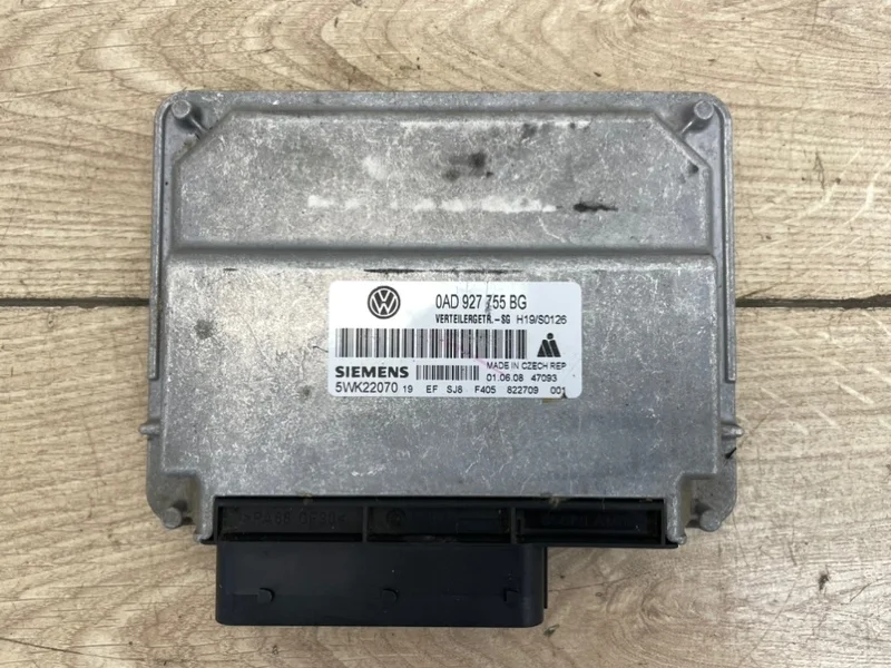 Блок управления раздаточной коробкой VW Touareg GP -Line 2009 7L