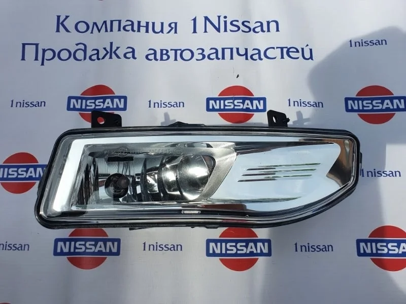 Фара противотуманная Nissan X Trail 2014-2018 гг 261508995A T32 MR20DD, передняя правая