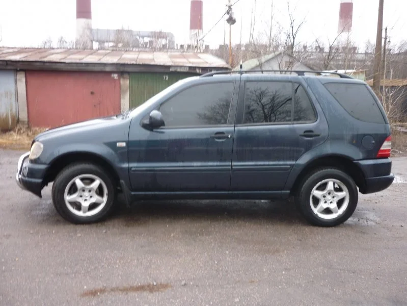 Продажа Mercedes-Benz M class 3.2 (215Hp) (112.942) 4WD AT по запчастям