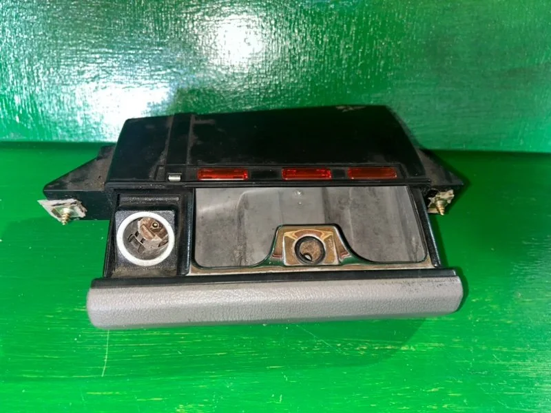 Пепельница ДВС BMW 5er Е34 1987-1996 2.0 (M20B20) 2 (M20B20)