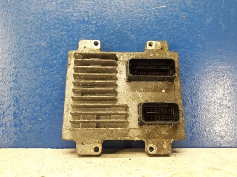 Блок управления двигателем, эбу Opel Astra J 2009-2016 12636386 1.6 A16XER