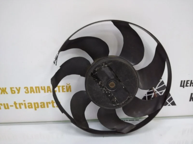 Вентилятор охлаждения радиатора Volkswagen Jetta 2005-2011 1K2