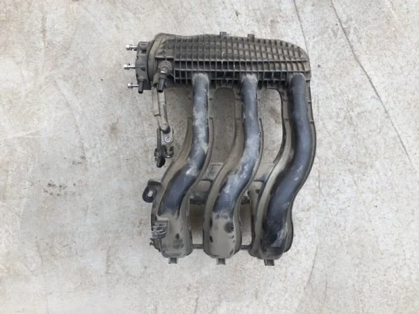 Коллектор впускной Peugeot 301 2013-2016 9673063980 I EB2M
