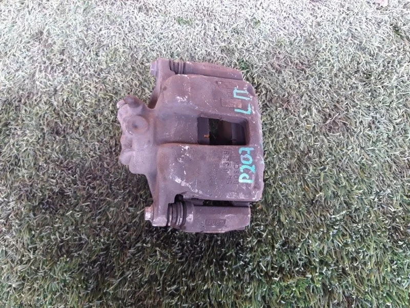 Суппорт тормозной Peugeot 207 2007 4400R8 I 1.6, передний левый